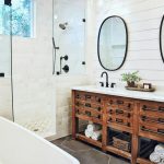 Cómo decorar un baño grande: consejos y recomendaciones